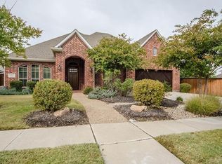 9469 Crane St, Argyle, TX 76226