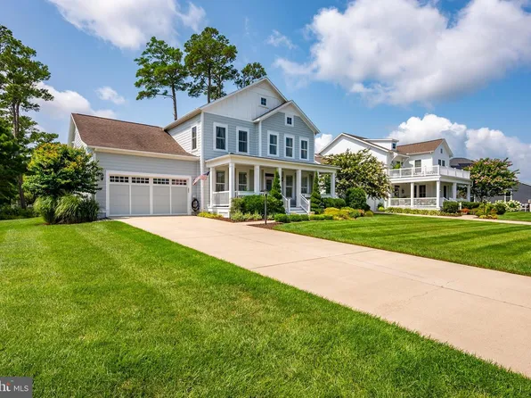 10001 Flotilla Ln, Berlin, MD 21811
