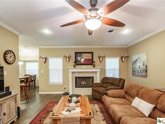 5th image of 404 Clay Dr