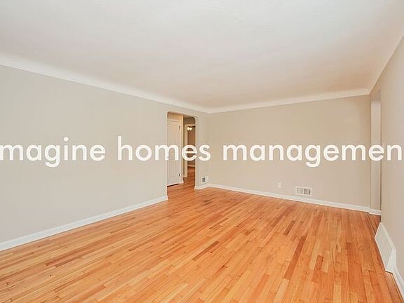 5th image of 4713 Sheraton Dr
