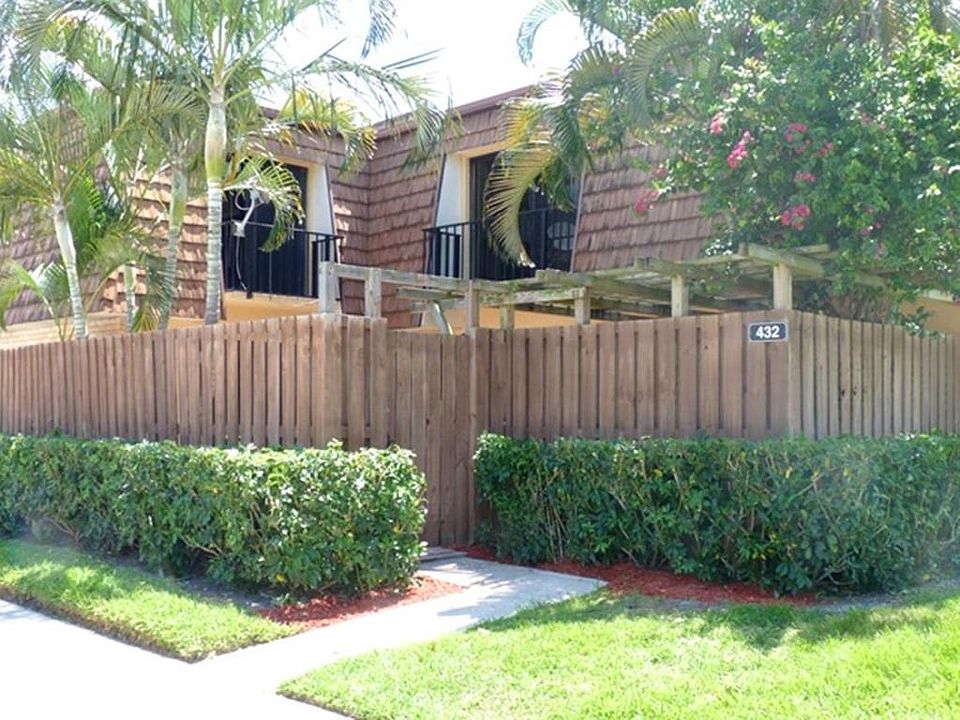 1st image of 432 4th Ln