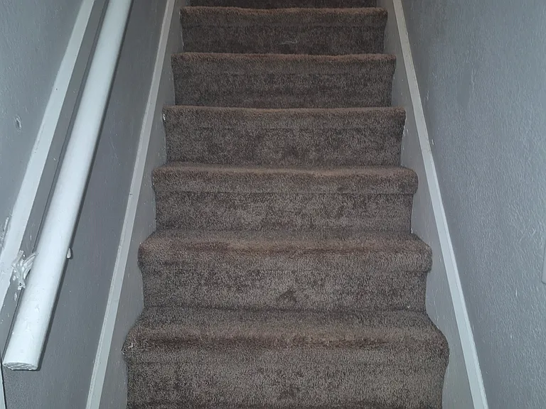 3338 N Kenwood Ave — Photo 12