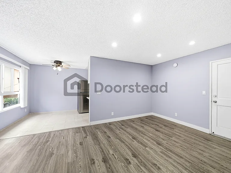 1826 S Bundy Dr #5 — Photo 7