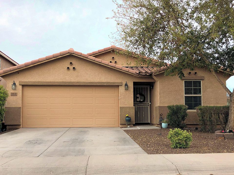 1st image of 984 E Daniella Dr