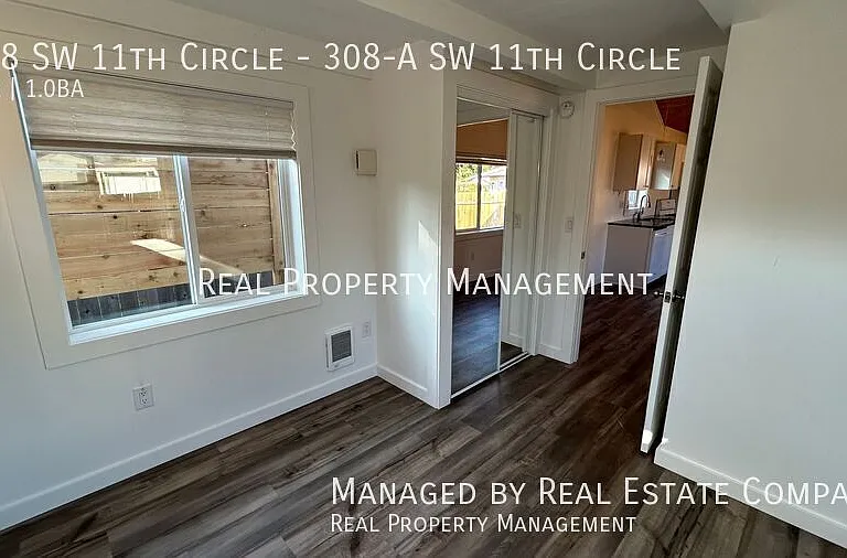 308 SW 11th Cir #A — Photo 14