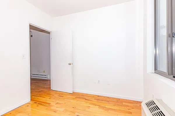 Rented by MySpaceNYC | media 25