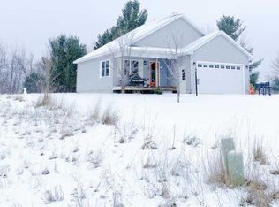 491 Kingsley Ridge Dr, Kingsley, MI 49649