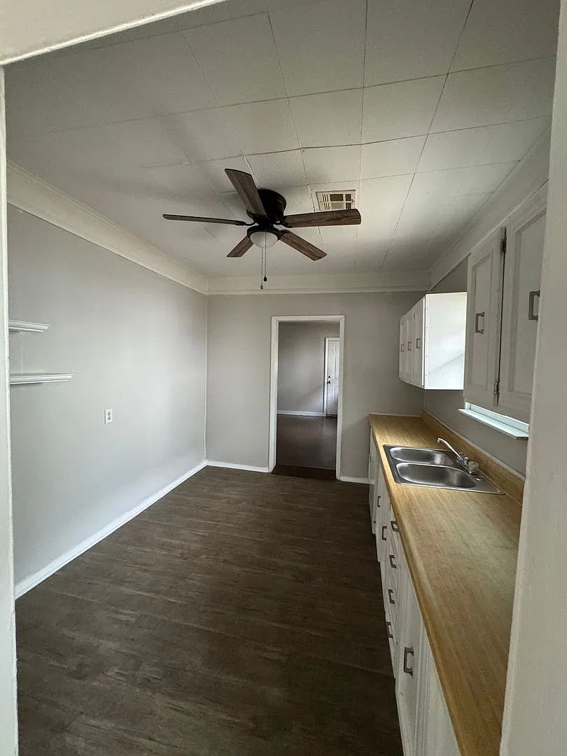 1321 Keeler 3 bed/1bath — Photo 3