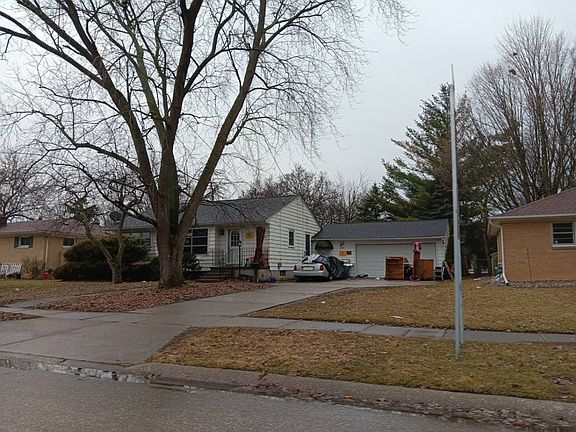 2nd image of 2241 Marshall Ct