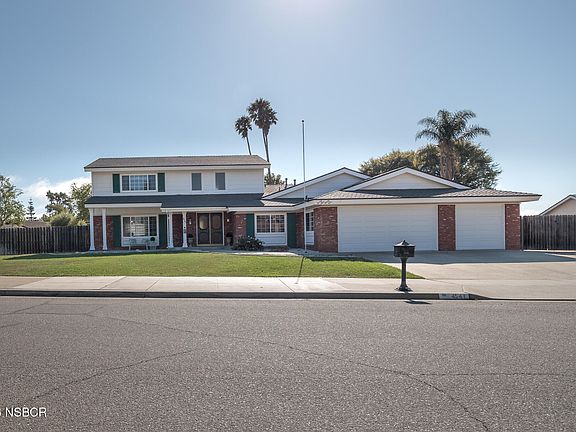 2nd image of 4541 Coachman Way