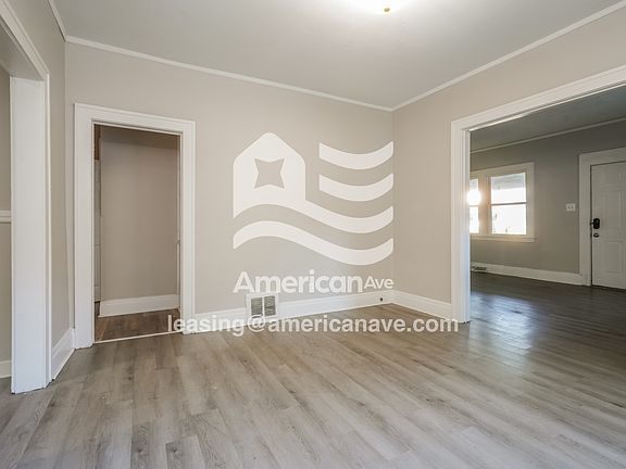 5-Dining Room