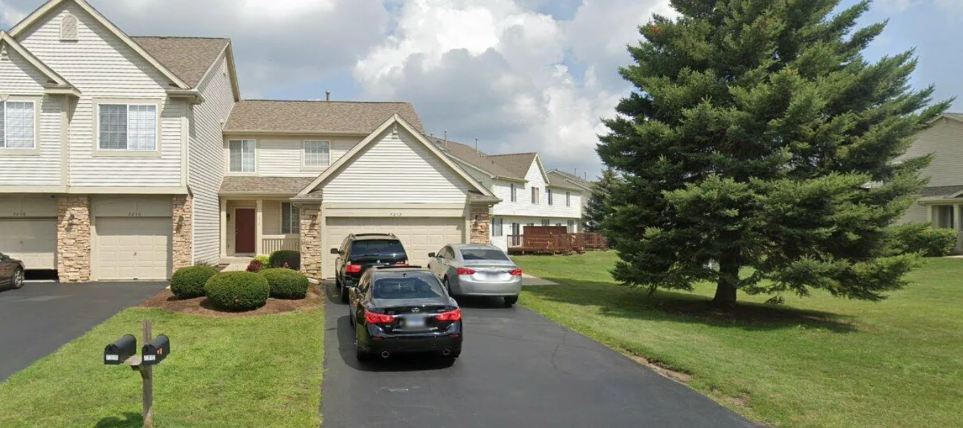 2 bed, 1.5 bath, 1304 sqft, $1,790 — Photo 1