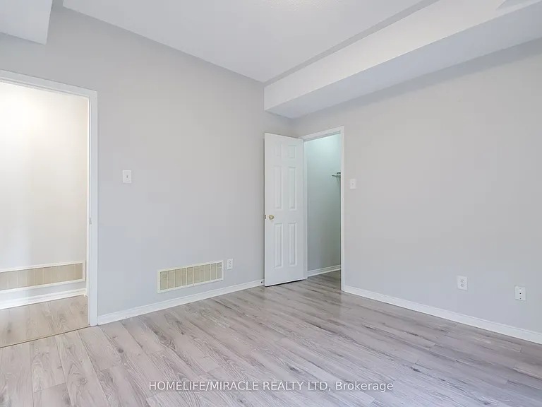 3056 Eglinton Ave W #62 — Photo 19
