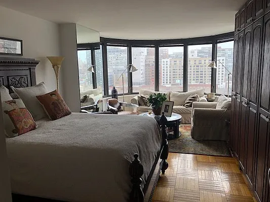 Rented by Amal C Katbe, LREB | media 21