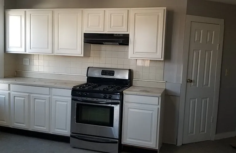21 Highland St #10 — Photo 2