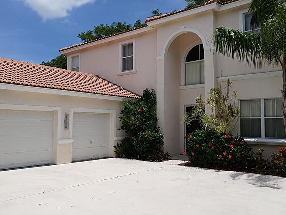 2nd image of 5746 La Gorce Cir