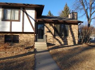 300 W 33rd St, Sioux Falls, SD 57105