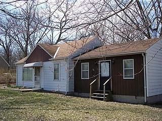 2nd image of 162 N Perryview Dr