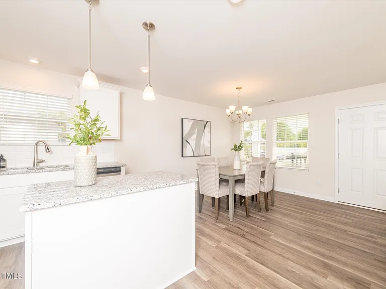 59 Ravibha Ct — Photo 4
