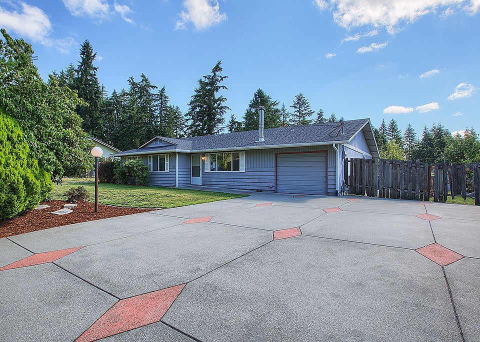 1st image of 8310 188th Ave E