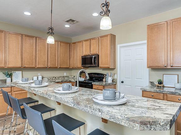 3rd image of 2133 W Morning Jewel Pl