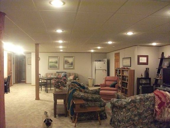 4th image of 8757 Southcreek Ct