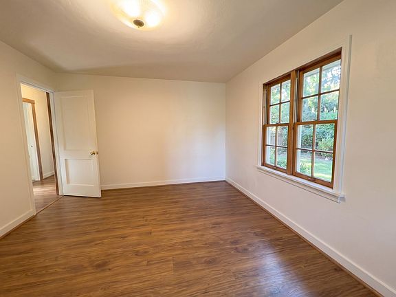 5th image of 1936 Frisco Ave
