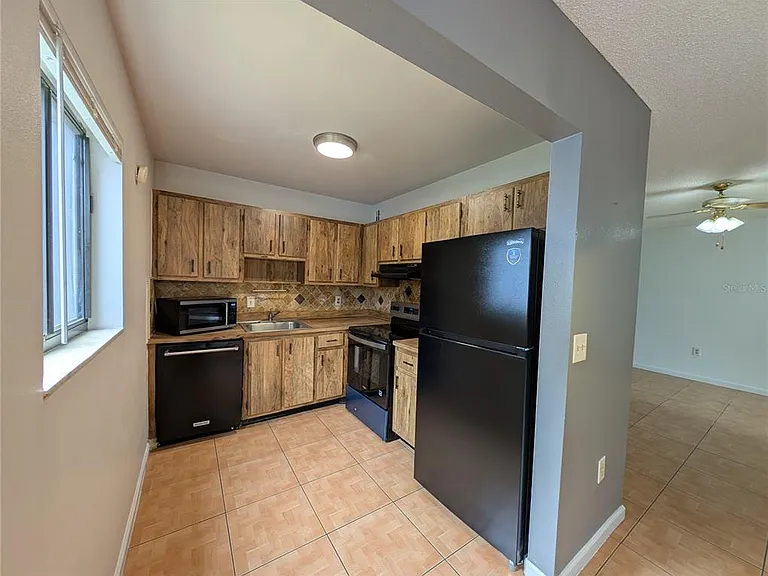 2439 Oak Park Way #217 — Photo 14