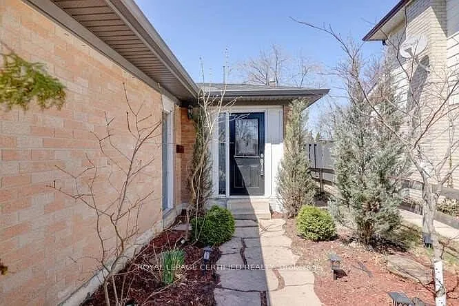 2604 Hornsgate Dr #UPPER — Photo 3