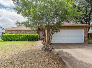 6413 Landview Dr, Fort Worth, TX 76133