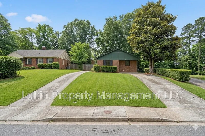 761 Chestnut Ave