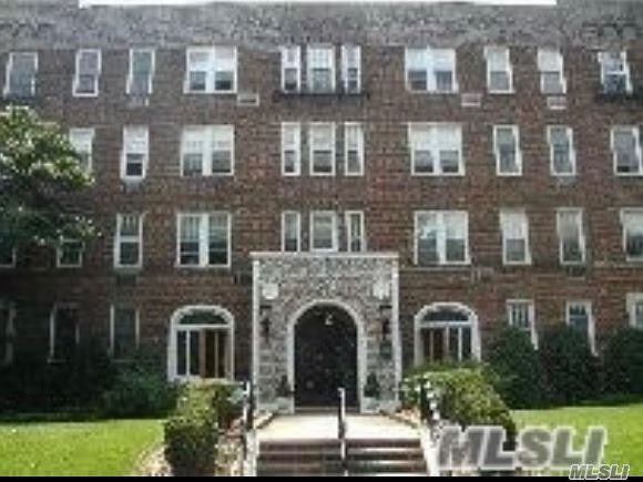 1st image of 12 Hamilton Pl APT B14