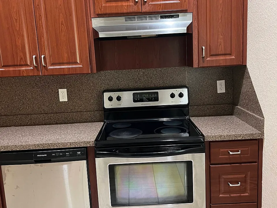 1247 Berkley Rd