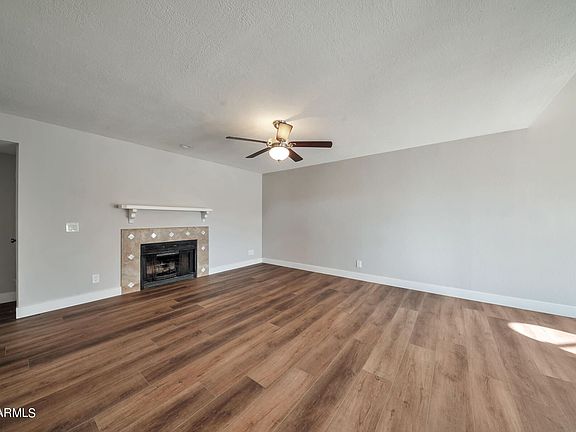 4th image of 850 S River Dr Unit 2042
