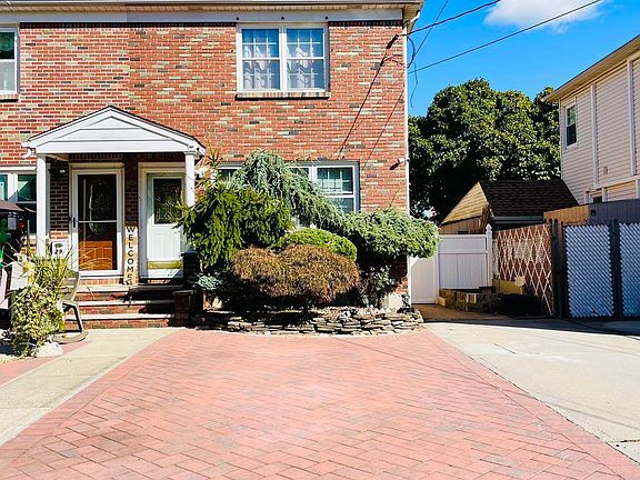 3rd image of 27 Hitchcock Ave