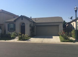 3677 W Black Walnut Ln, Fresno, CA 93711