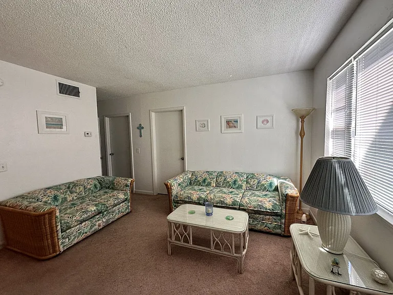 220 S 26th St #3 — Photo 4