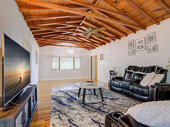 5th image of 5575 SW 64th Ave #0