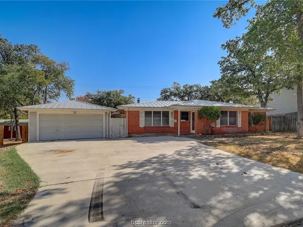 3805 Oaklawn St, Bryan, TX 77801