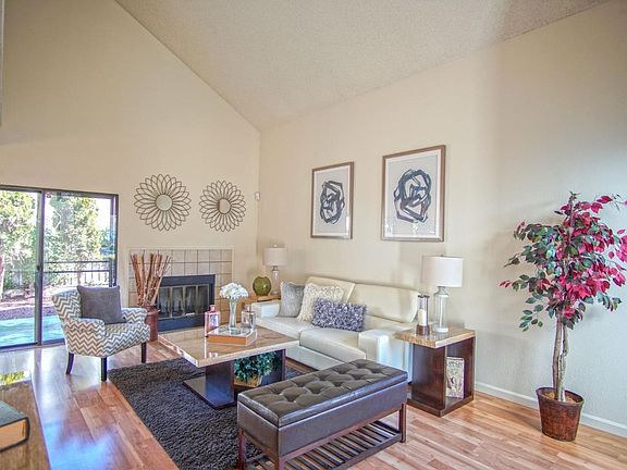 2nd image of 34750 Siward Dr