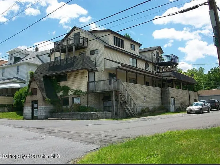921 Union St #2A — Photo 1