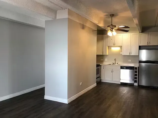 Montego Apartments — Photo 20
