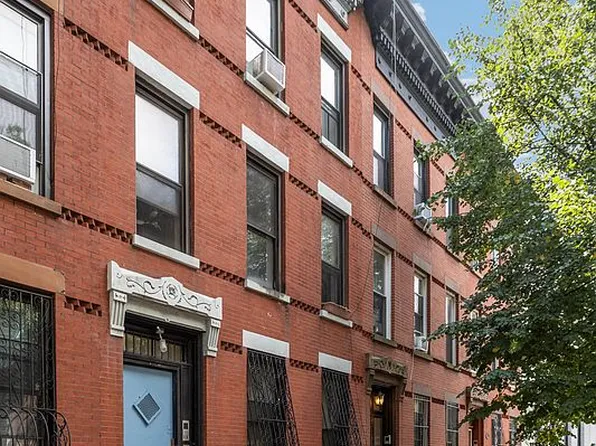 298 Saint Marks Ave, Brooklyn, NY 11238