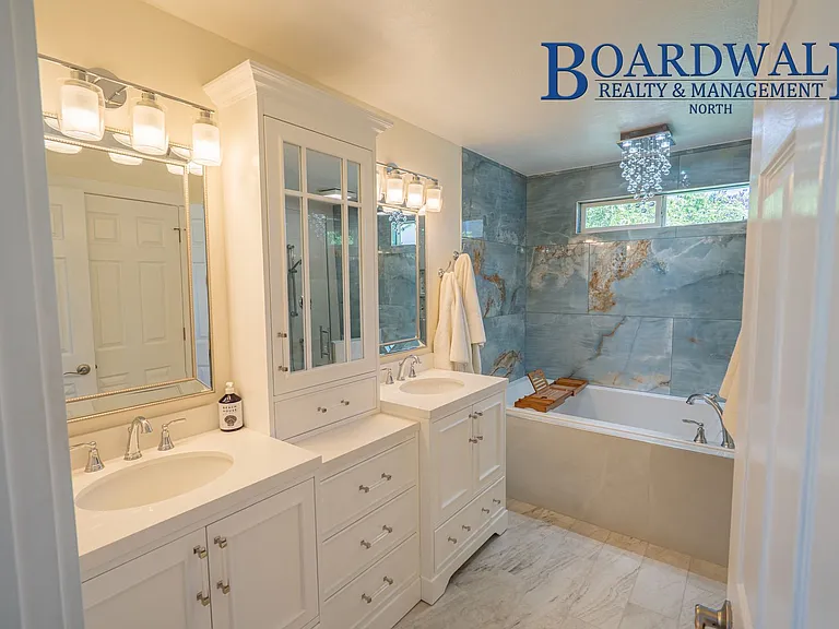 1704 Saint Andrews Dr — Photo 3