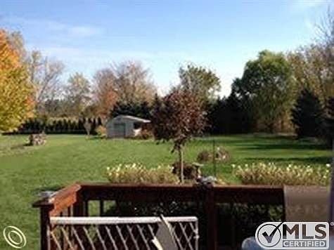 525 Oregon - back yard.jpg
