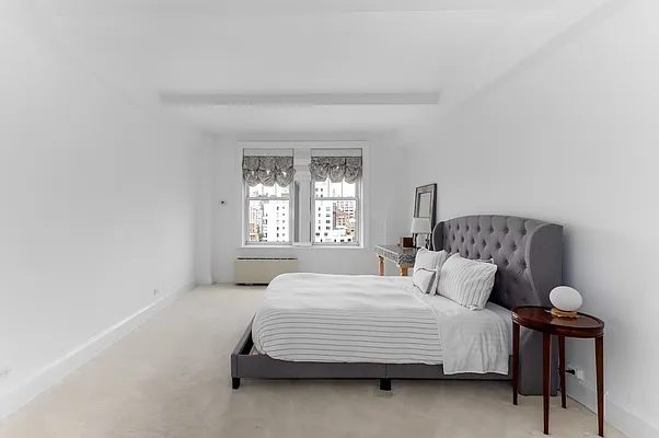 Sold by Compass | media 6