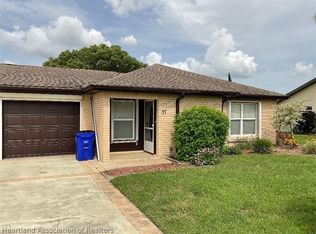 37 Jasmine St, Lake Placid, FL 33852