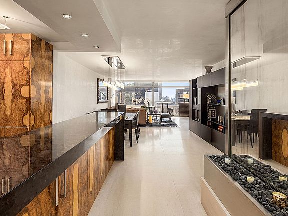 4th image of 721 5th Ave APT 47A