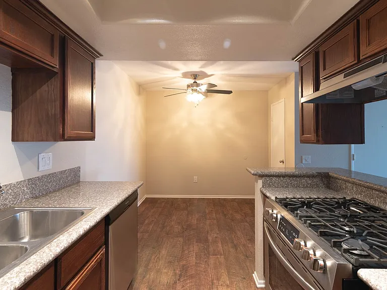 Ironwood Apartments — Photo 68