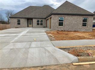 6403 SW Heritage Ave, Bentonville, AR 72712